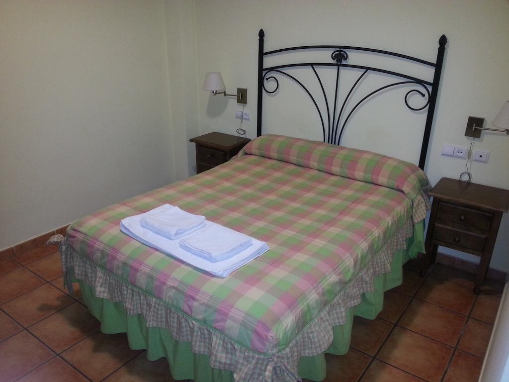 Hostal Las Tres Jotas Alcaracejos Oda fotoğraf