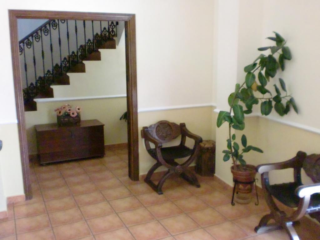 Hostal Las Tres Jotas Alcaracejos Dış mekan fotoğraf