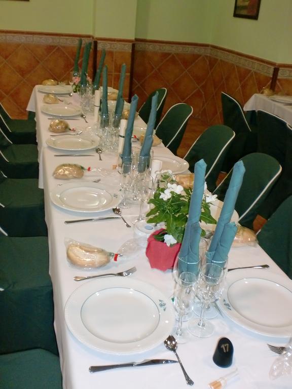 Hostal Las Tres Jotas Alcaracejos Dış mekan fotoğraf