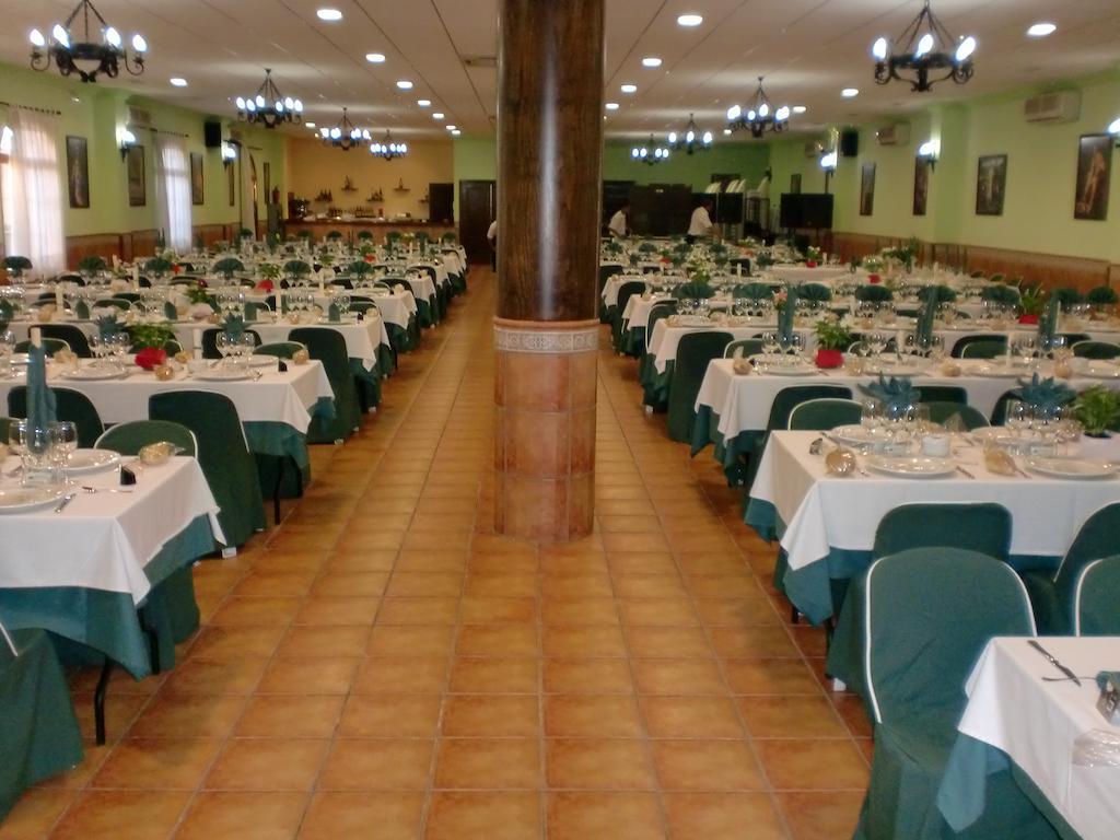 Hostal Las Tres Jotas Alcaracejos Dış mekan fotoğraf