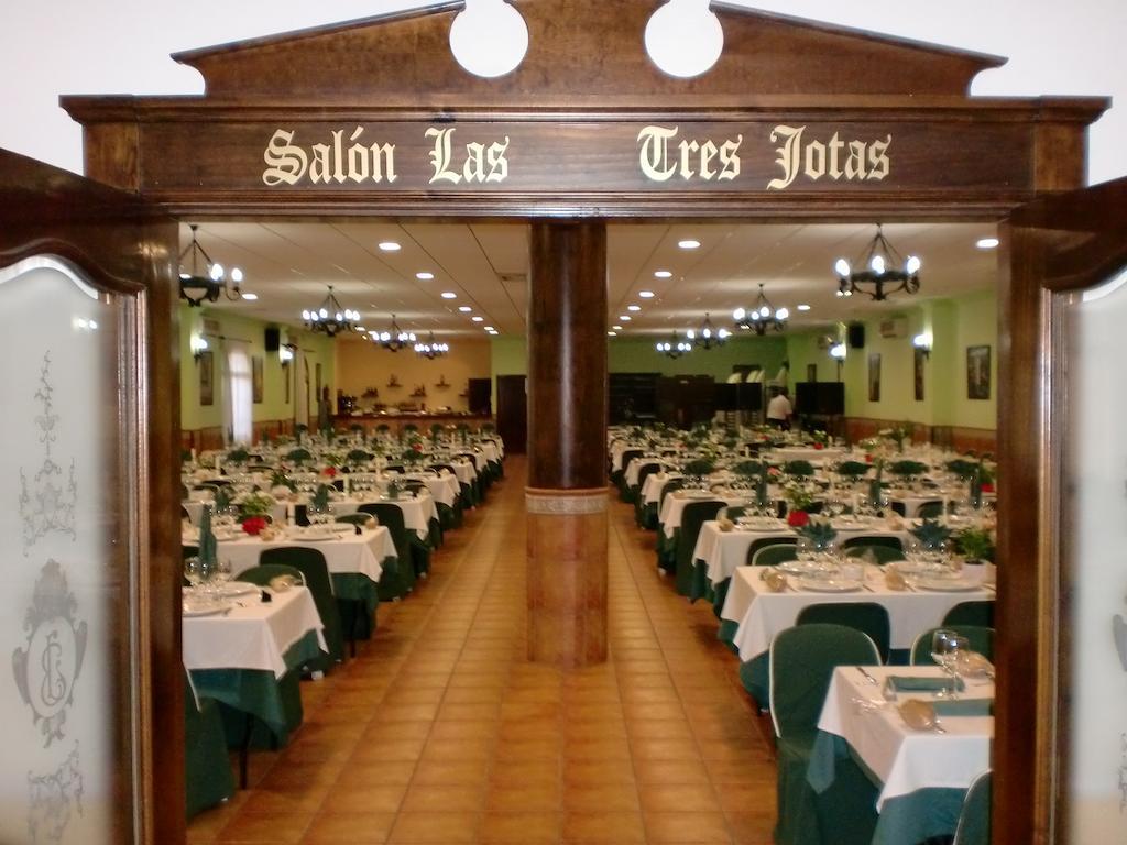 Hostal Las Tres Jotas Alcaracejos Dış mekan fotoğraf