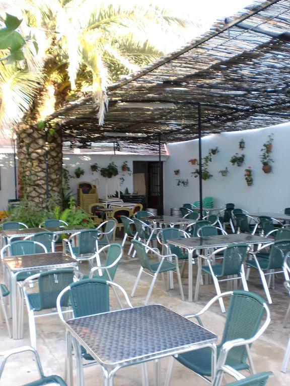 Hostal Las Tres Jotas Otel Alcaracejos Dış mekan fotoğraf